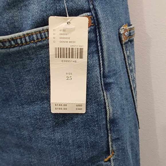 new Pilcro The Icon Flare Jeans - Picture 6 of 7